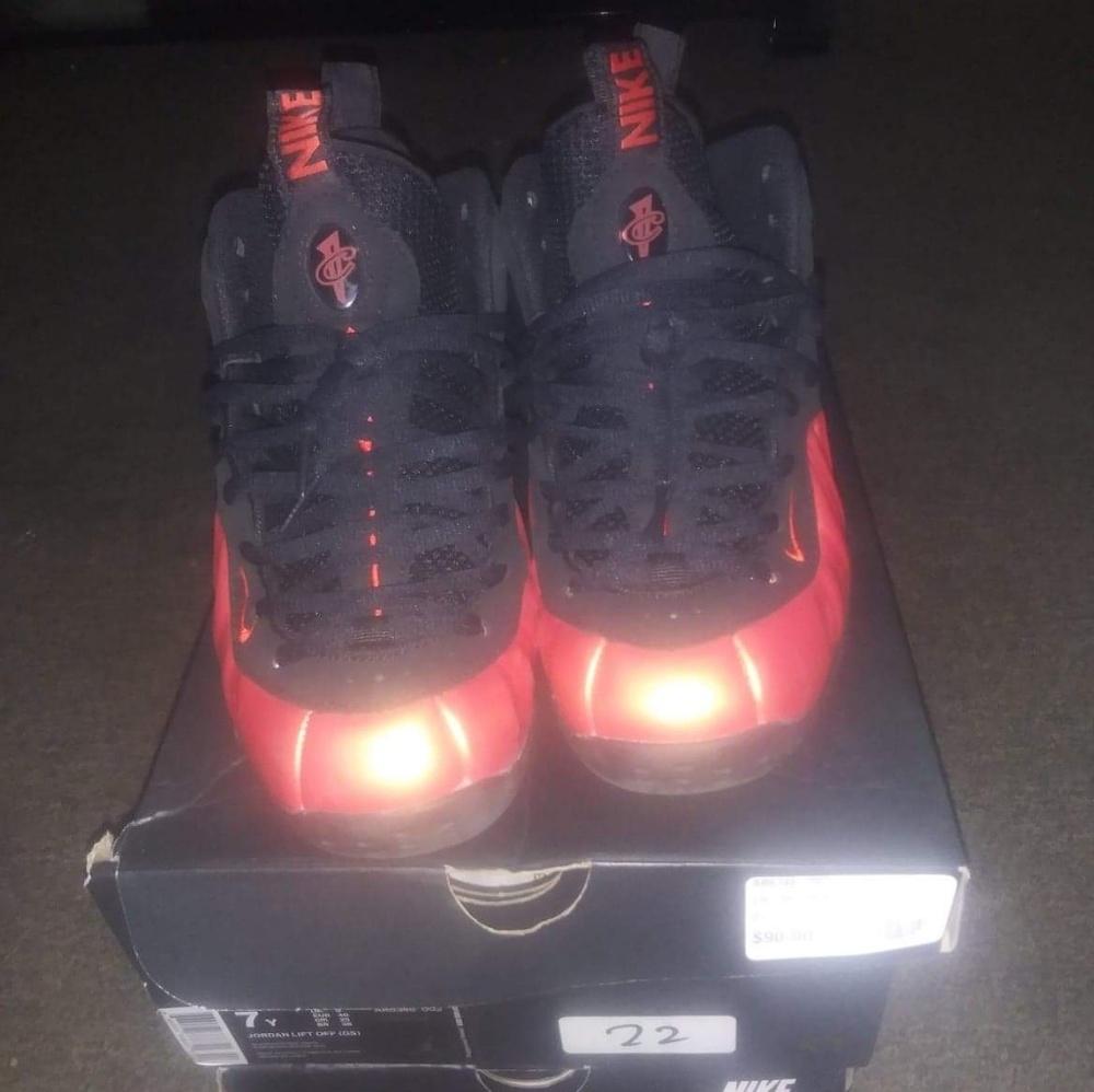 Shoes - Picture 2 of 3